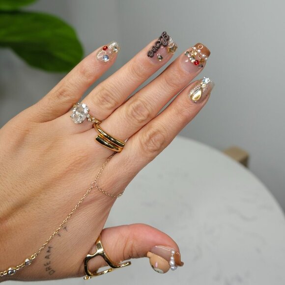 tipsy | Handmade Press-On Nails | Square Short | Beary Boujee | 3D Brown White - Picture 3 of 14
